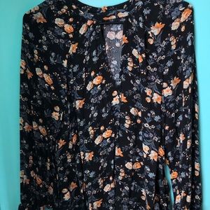 AEO floral blouse